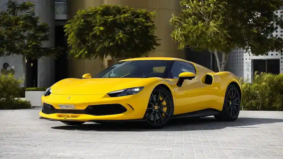 مميزات فيراري 296 جي تي إس