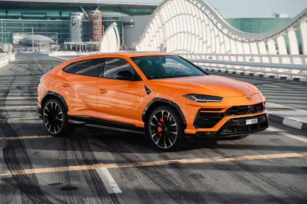 Lamborghini Urus rent price 