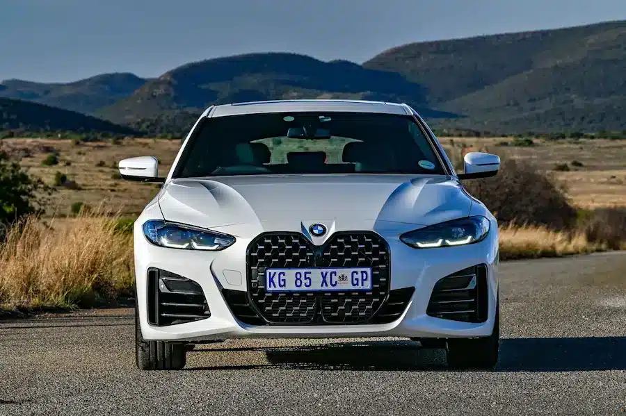 rent Cabrio car in Dubai
