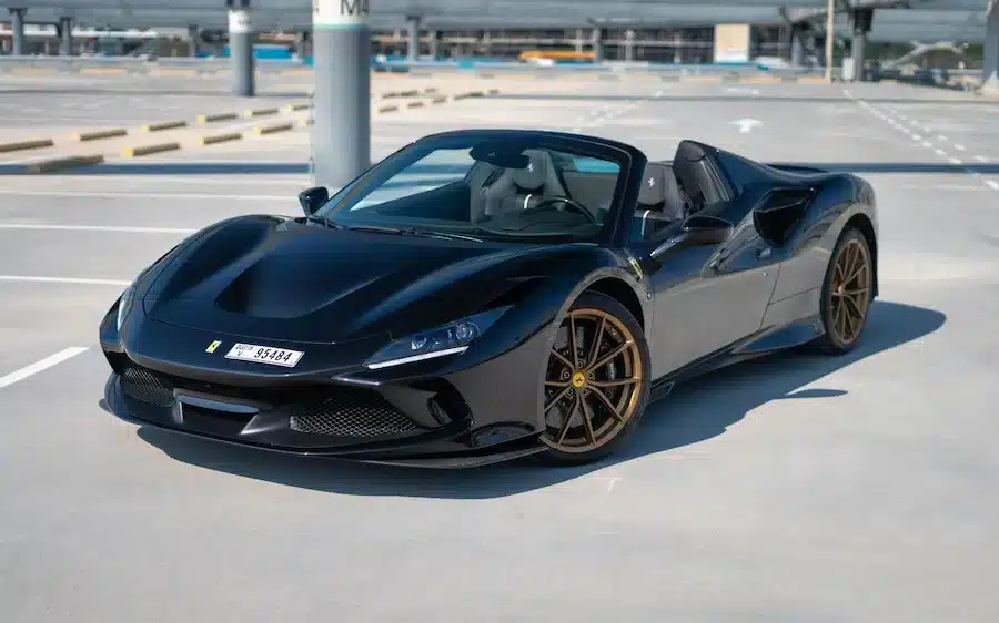 rent ferrari f8 dubai