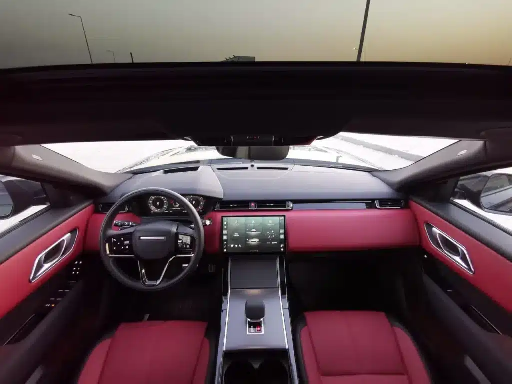 rent Range Rover Velar dubai 2024