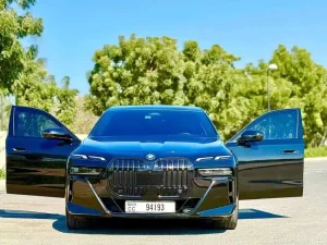 بي ام دبليو 740i 2024 في دبي
